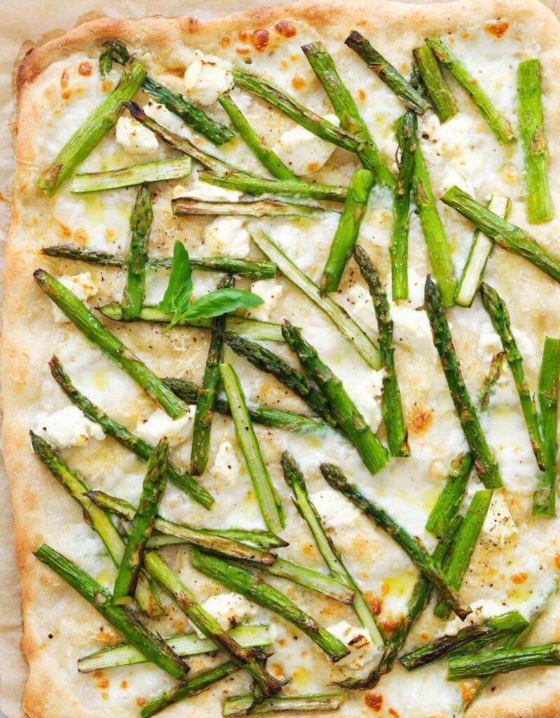 Asparagus and Mozzarella Pizza image