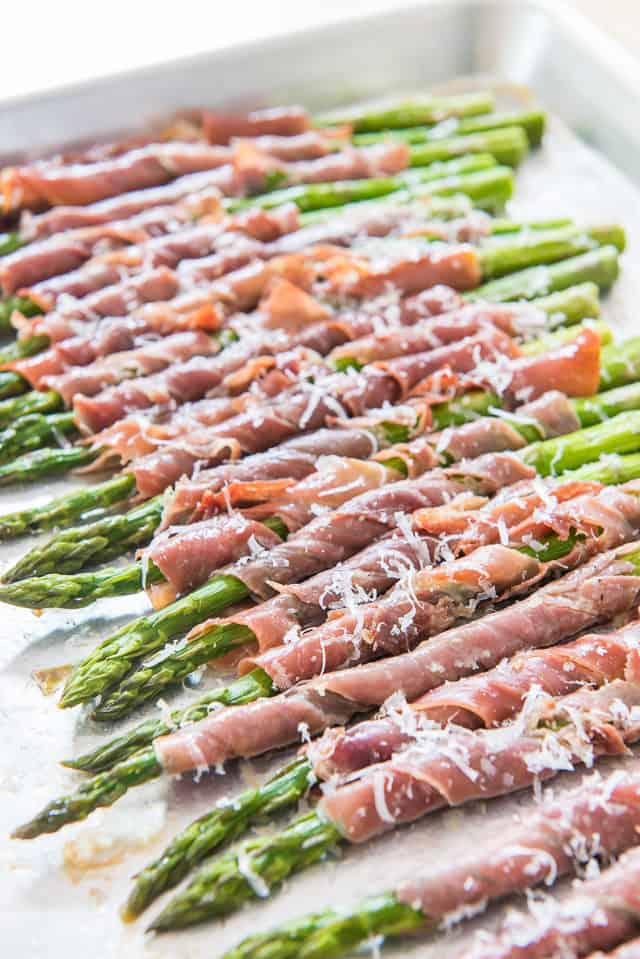 Prosciutto Wrapped Asparagus image